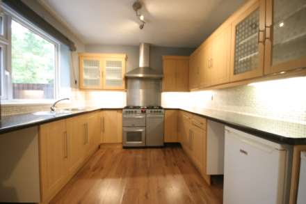 Greenfields, Upton, Image 4