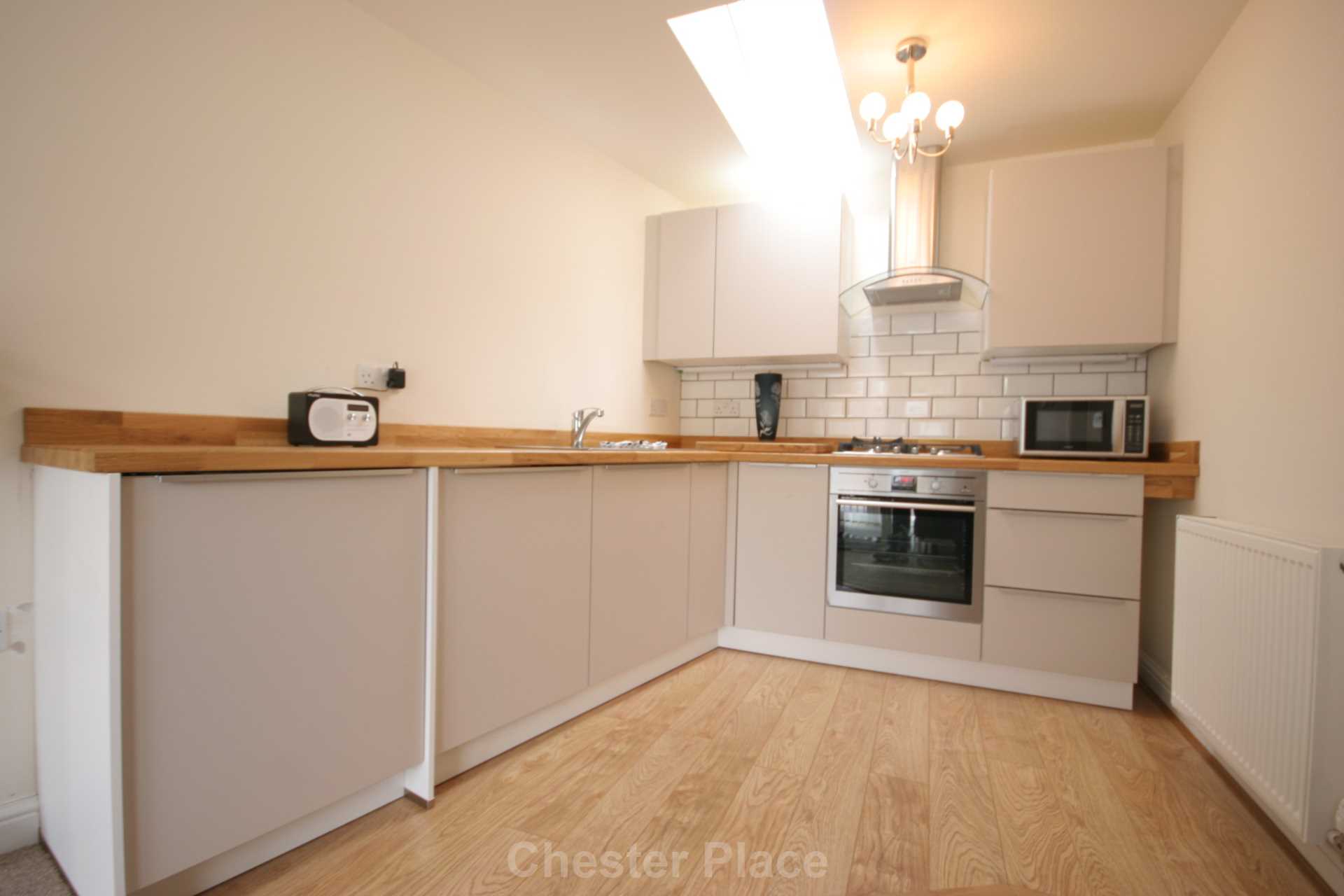 Mollington, Chester, Image 1