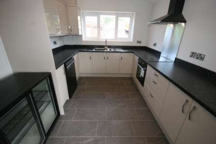 Chester Road, Bretton, Image 8