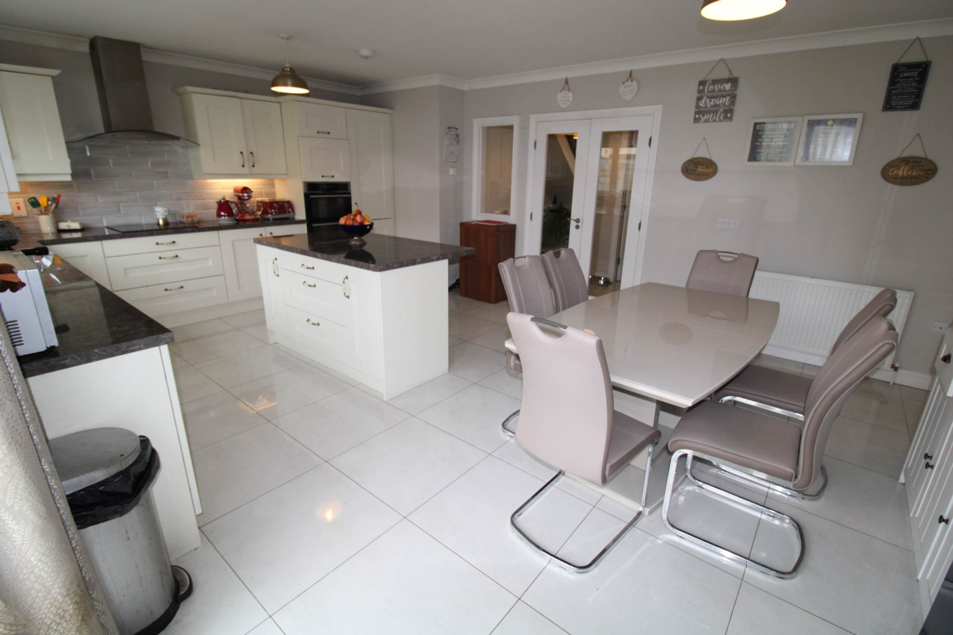 184 Kylemore, Golf Links Road, Castletroy, Limerick V94 37Y5 184 Kylemore, Golf Links Road, Castletroy, Limerick V94 37Y5