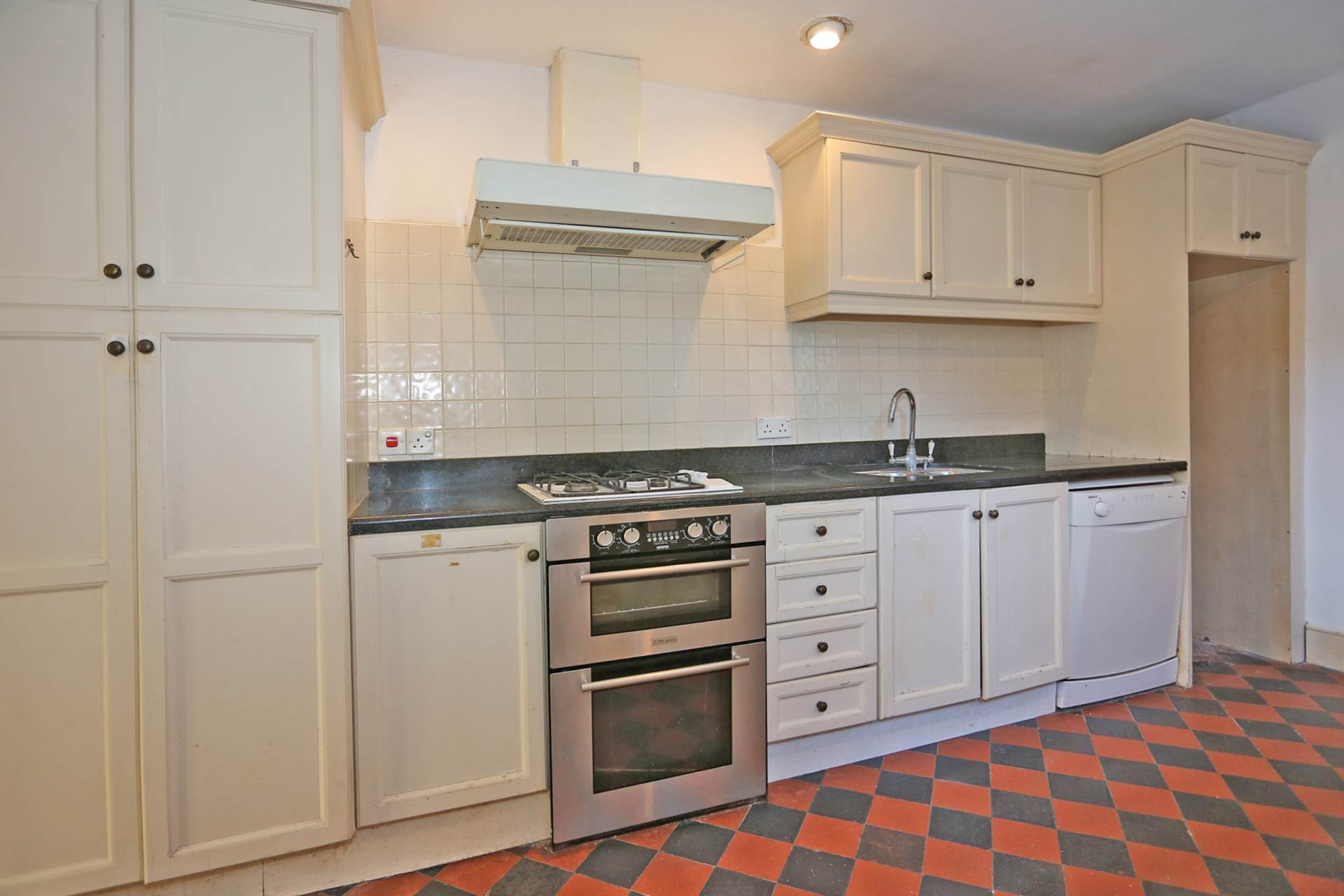 12 Crescent Avenue, O`Connell Avenue, Limerick 12 Crescent Avenue, O`Connell Avenue, Limerick