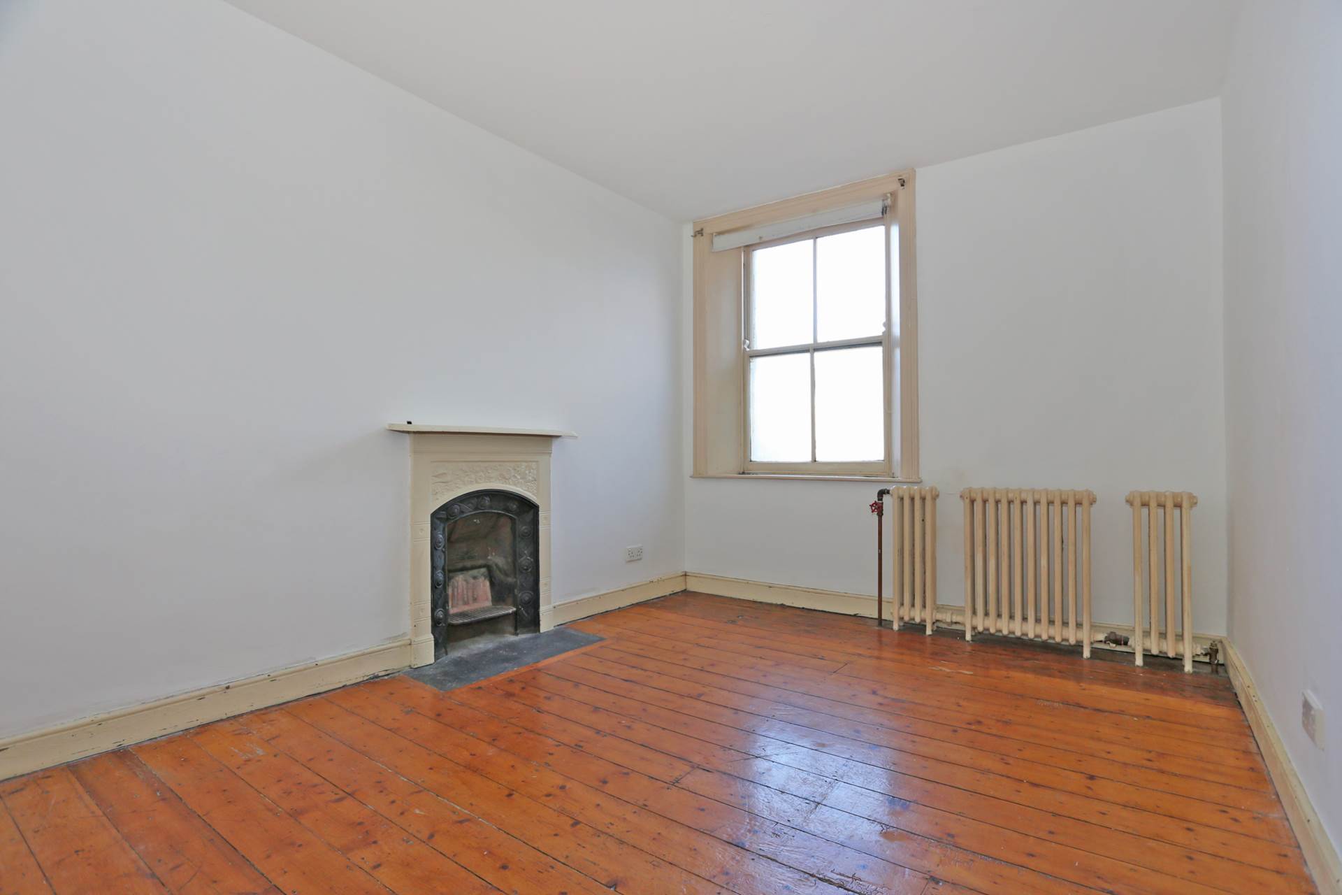 12 Crescent Avenue, O`Connell Avenue, Limerick 12 Crescent Avenue, O`Connell Avenue, Limerick