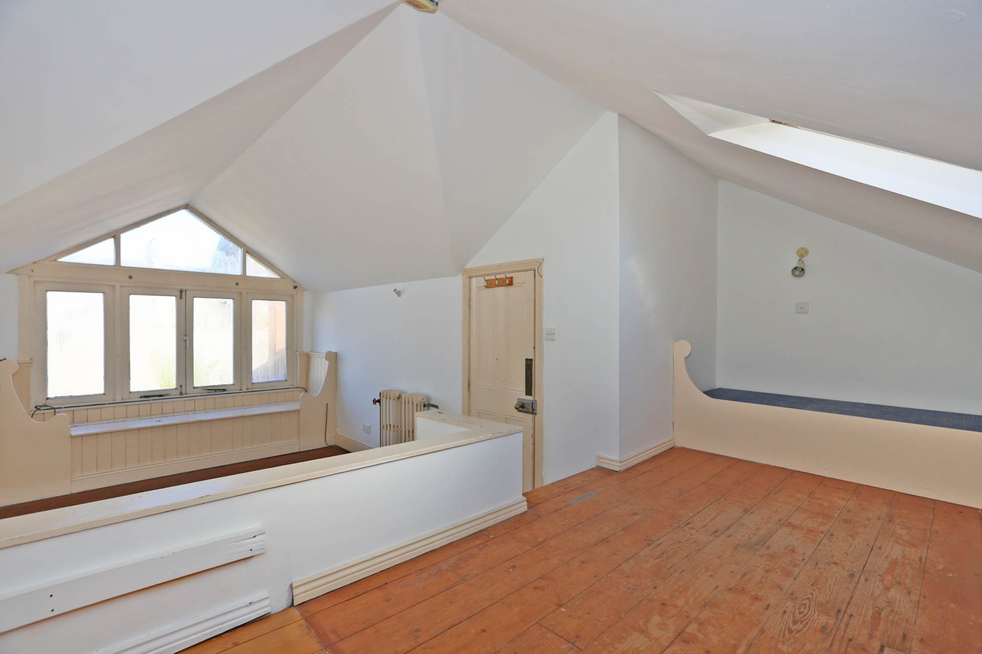 12 Crescent Avenue, O`Connell Avenue, Limerick 12 Crescent Avenue, O`Connell Avenue, Limerick