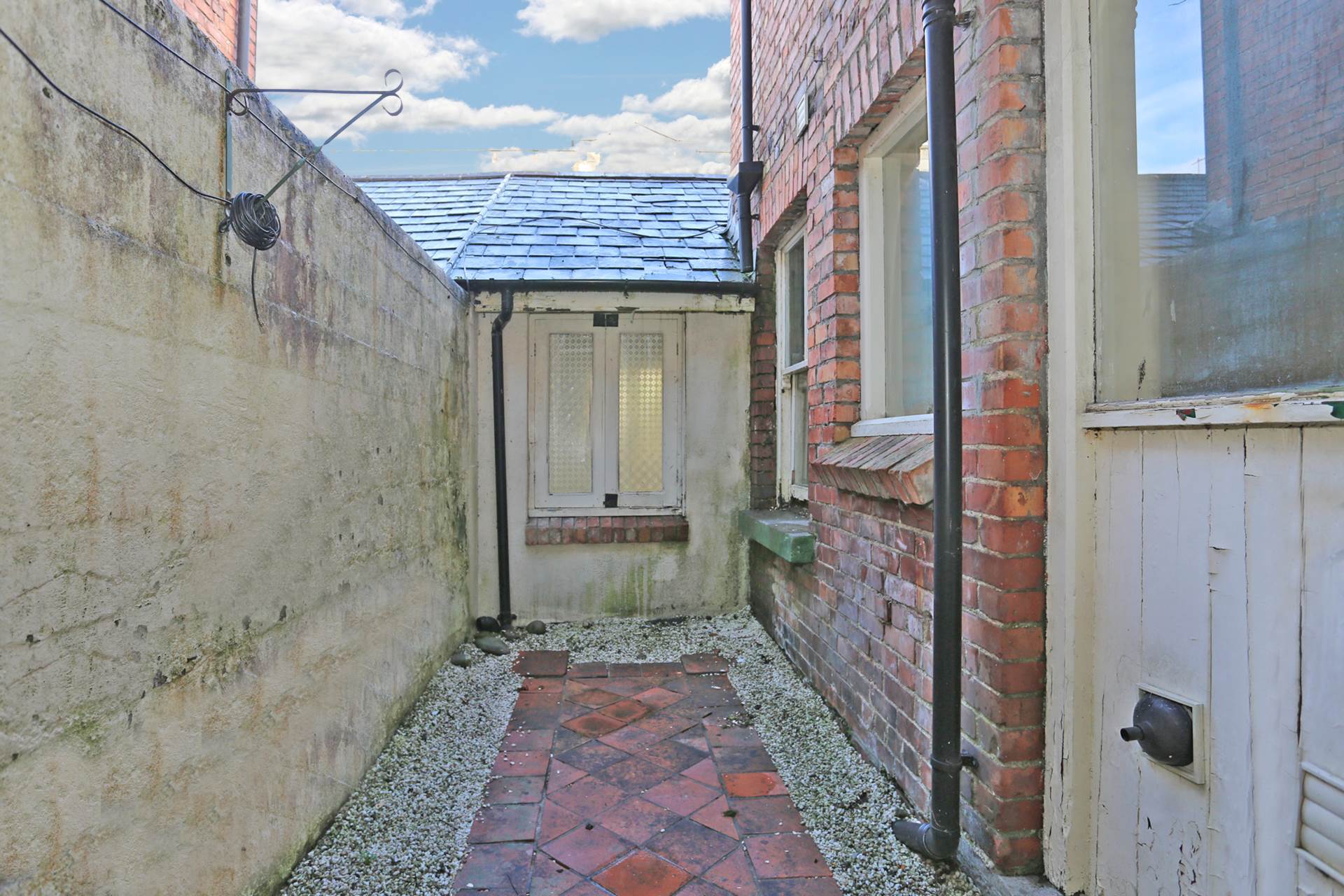 12 Crescent Avenue, O`Connell Avenue, Limerick 12 Crescent Avenue, O`Connell Avenue, Limerick