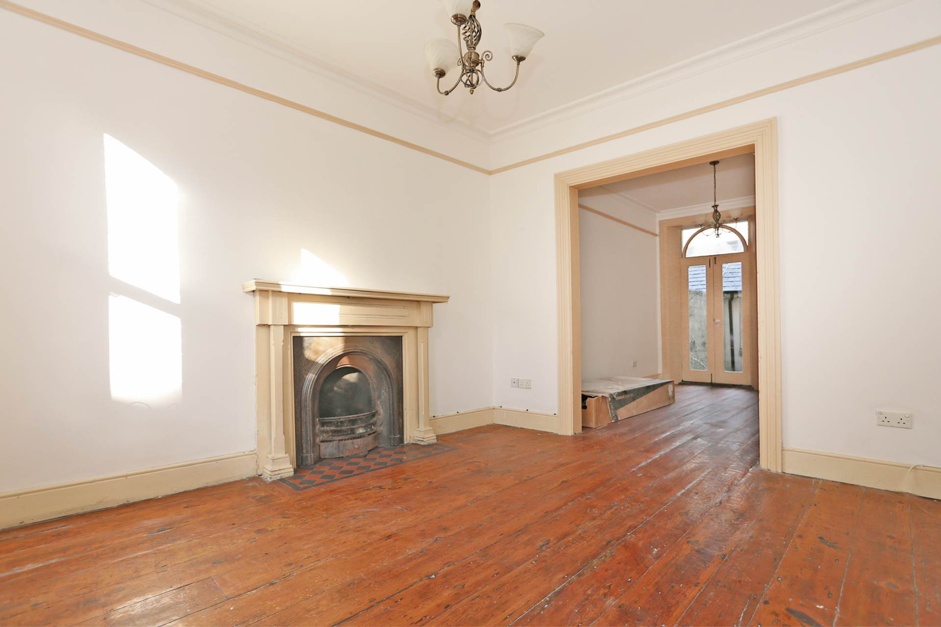 12 Crescent Avenue, O`Connell Avenue, Limerick 12 Crescent Avenue, O`Connell Avenue, Limerick