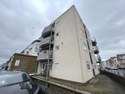 2 Bedroom Flat, Alexandra Road, Blackpool