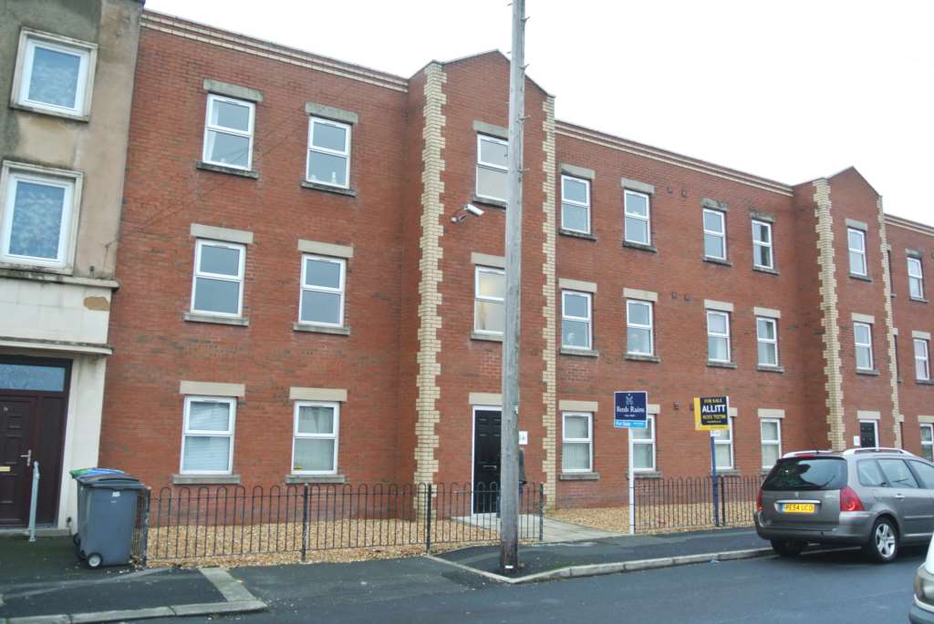 Claughton Mansions, Harcourt Road, Blackpool, FY4 3ES, Image 1