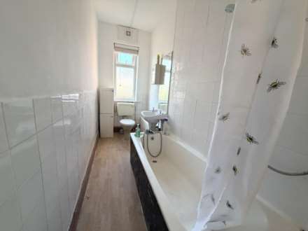 Marton Drive, Blackpool, FY4 3EU, Image 4