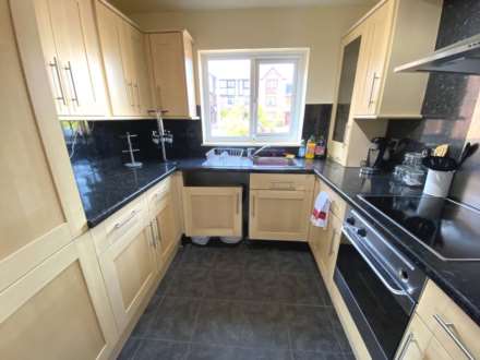 Thornhill Close, Blackpool, FY4 5BR, Image 2