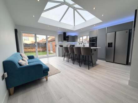 Weeton Avenue, Blackpool, FY4 3QW, Image 4