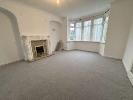 Plumpton Avenue, Blackpool, FY4 3RB, Image 2
