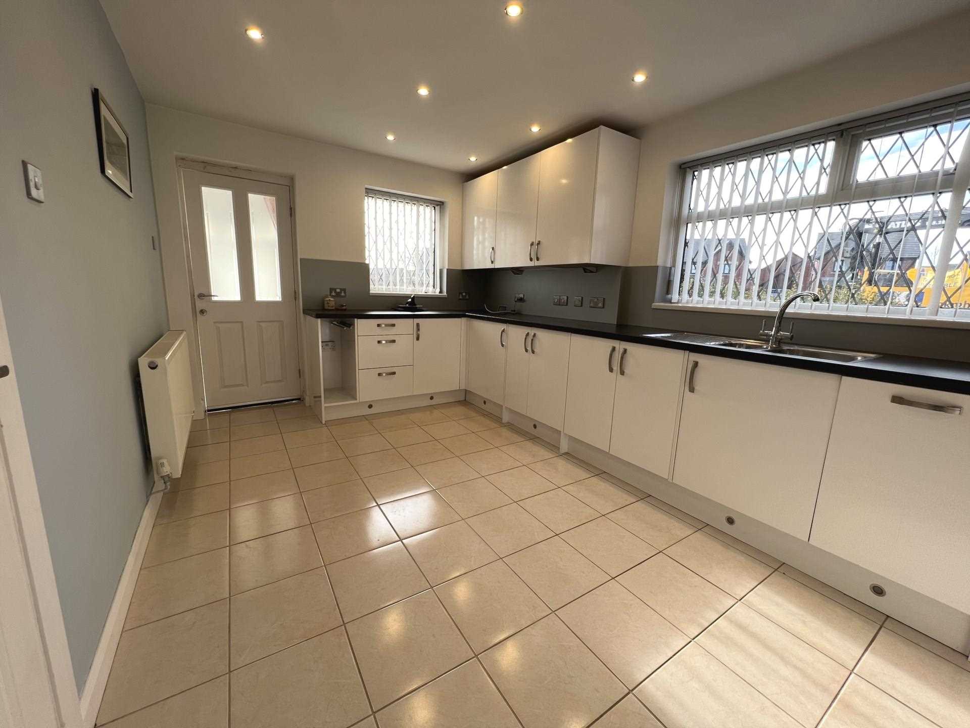Lowfield Road, Blackpool, FY4 5BL, Image 4