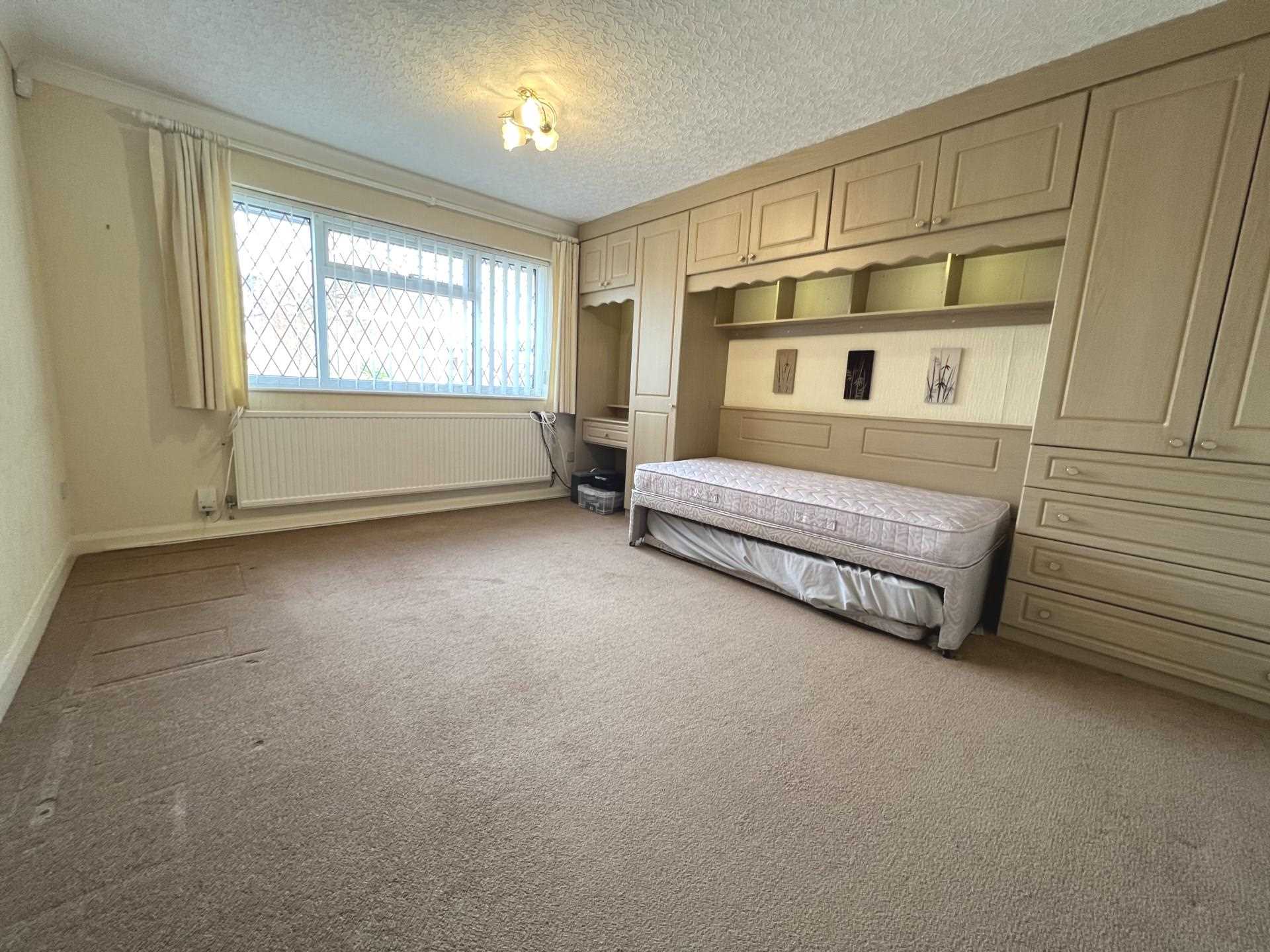 Lowfield Road, Blackpool, FY4 5BL, Image 6