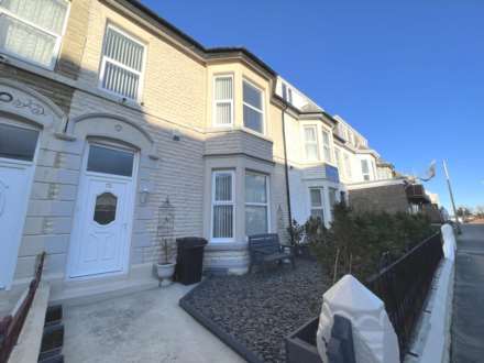 5 Bedroom Terrace, Withnell Road, Blackpool, FY4 1HE