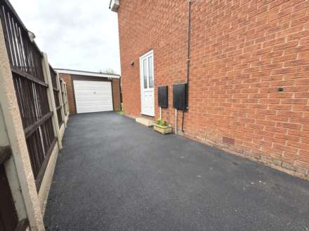Glenapp Avenue, Blackpool, FY4 5NG, Image 20