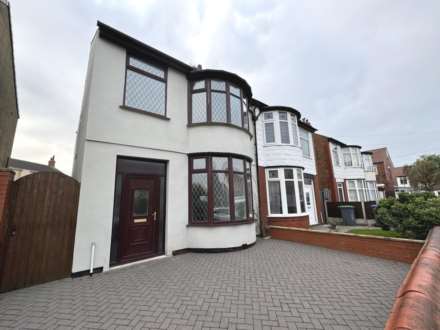 3 Bedroom Semi-Detached, Starbeck Avenue, Blackpool, FY4 3AZ