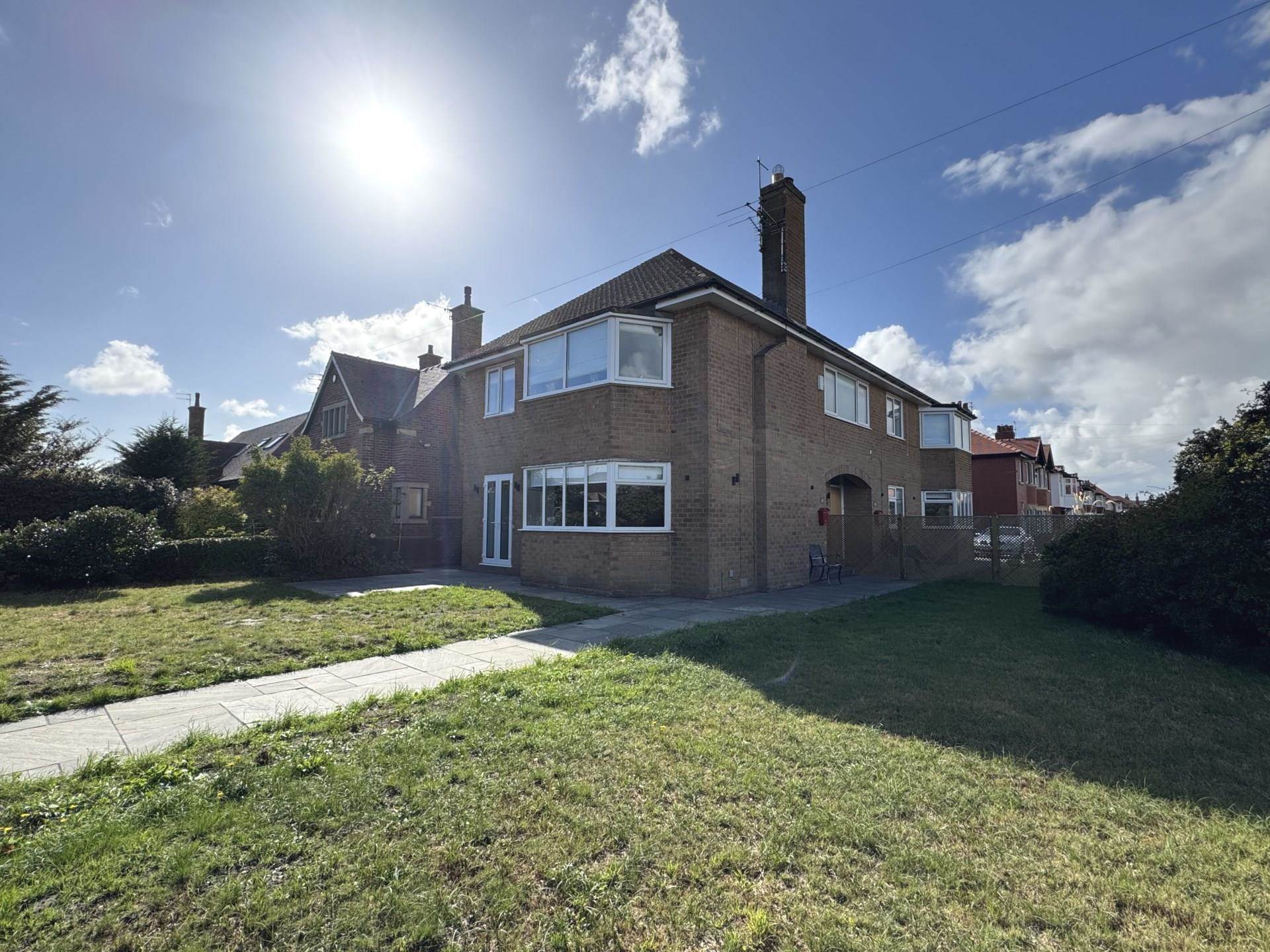 King Edward Avenue, Lytham St Annes, FY8 1DP, Image 2