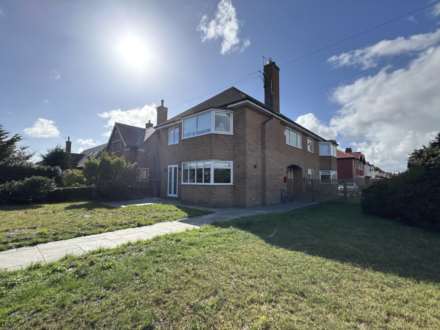 King Edward Avenue, Lytham St Annes, FY8 1DP, Image 2
