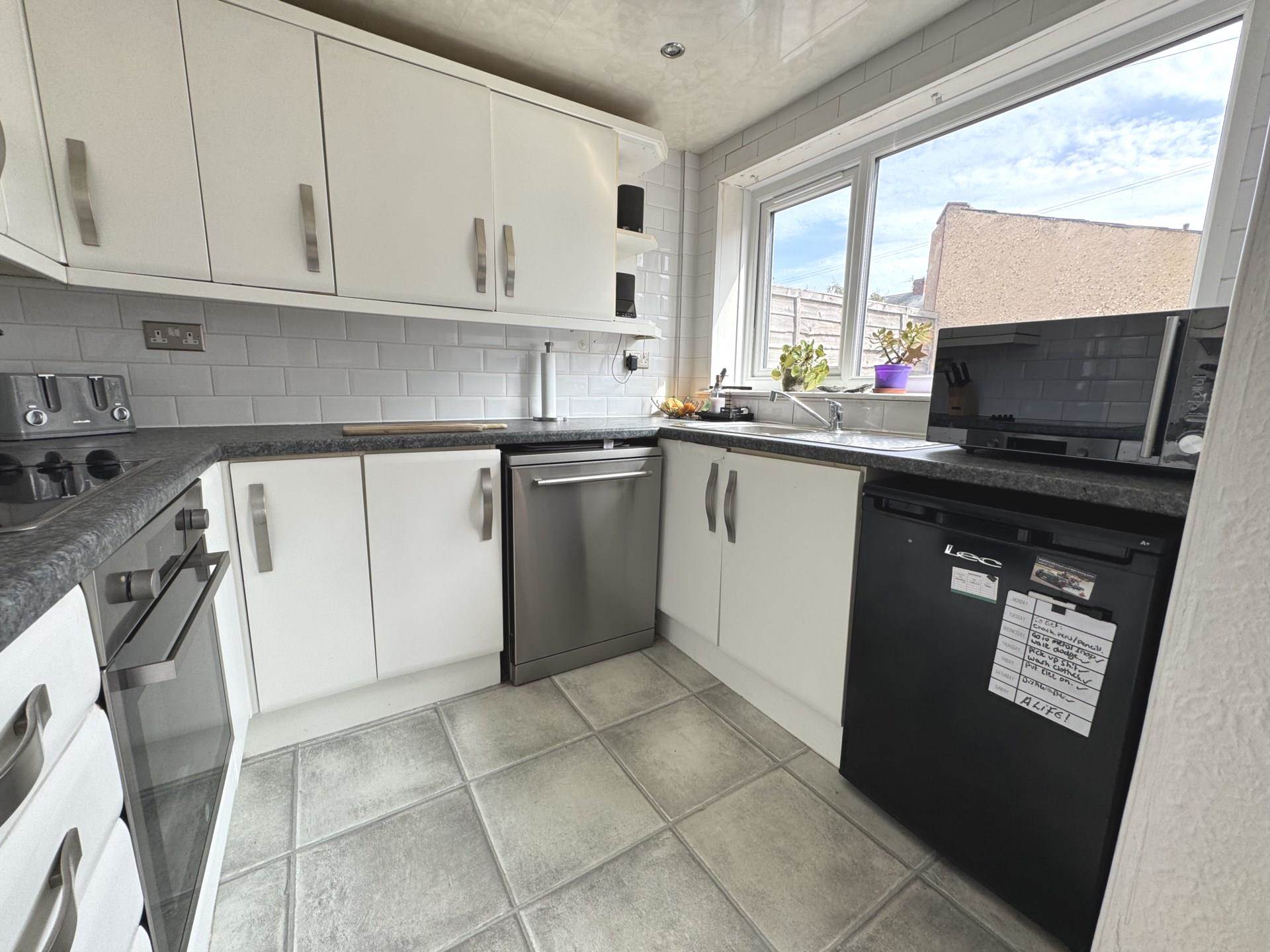 Rosebery Avenue, Blackpool, FY4 1LB, Image 3