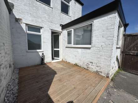Newhouse Road, Blackpool, FY4 4PB, Image 11