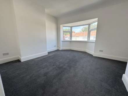 Newhouse Road, Blackpool, FY4 4PB, Image 6