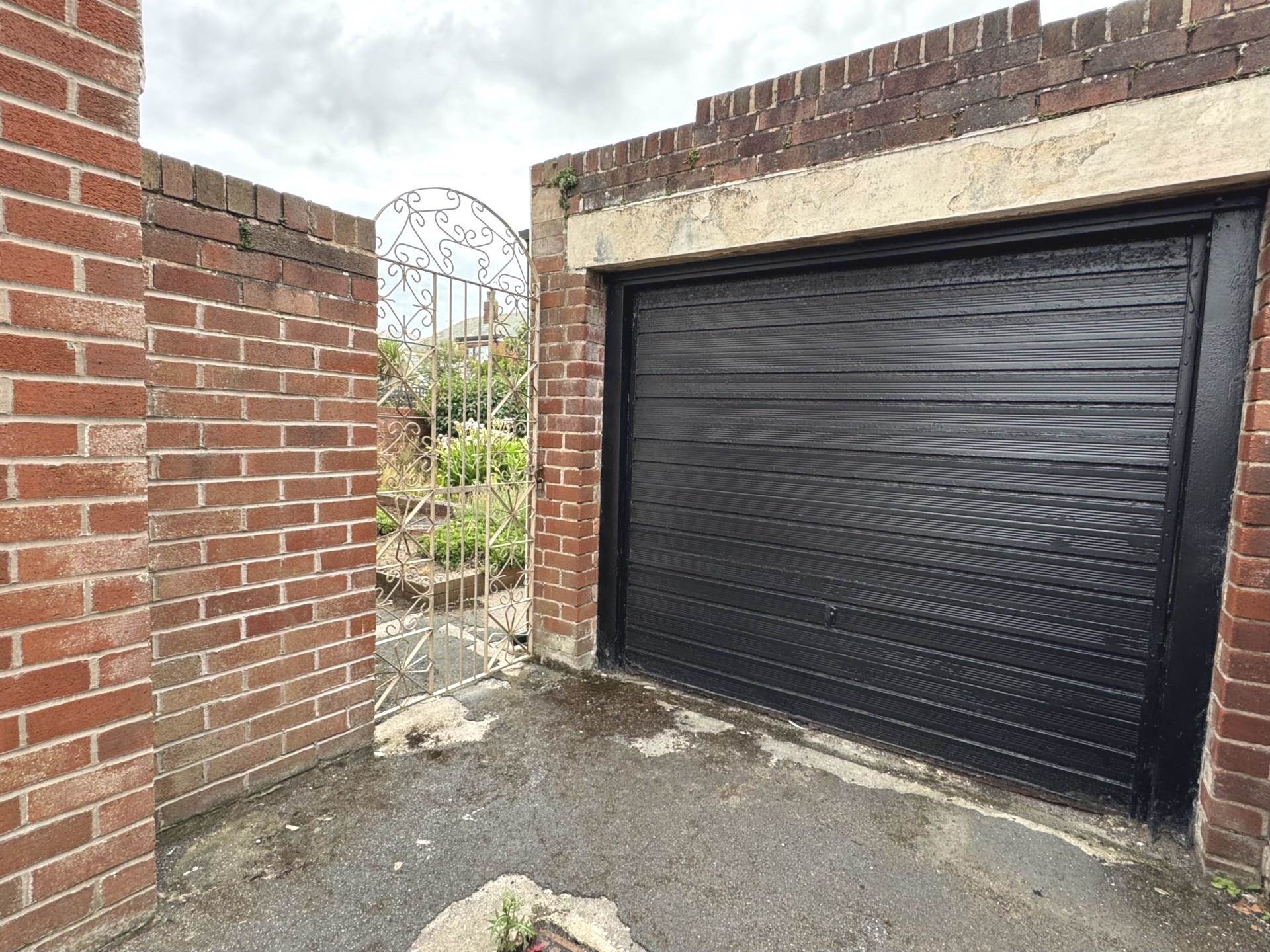 Raleigh Avenue, Blackpool, FY4 1SG, Image 11