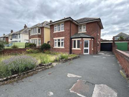 Raleigh Avenue, Blackpool, FY4 1SG