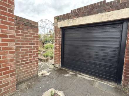 Raleigh Avenue, Blackpool, FY4 1SG, Image 11