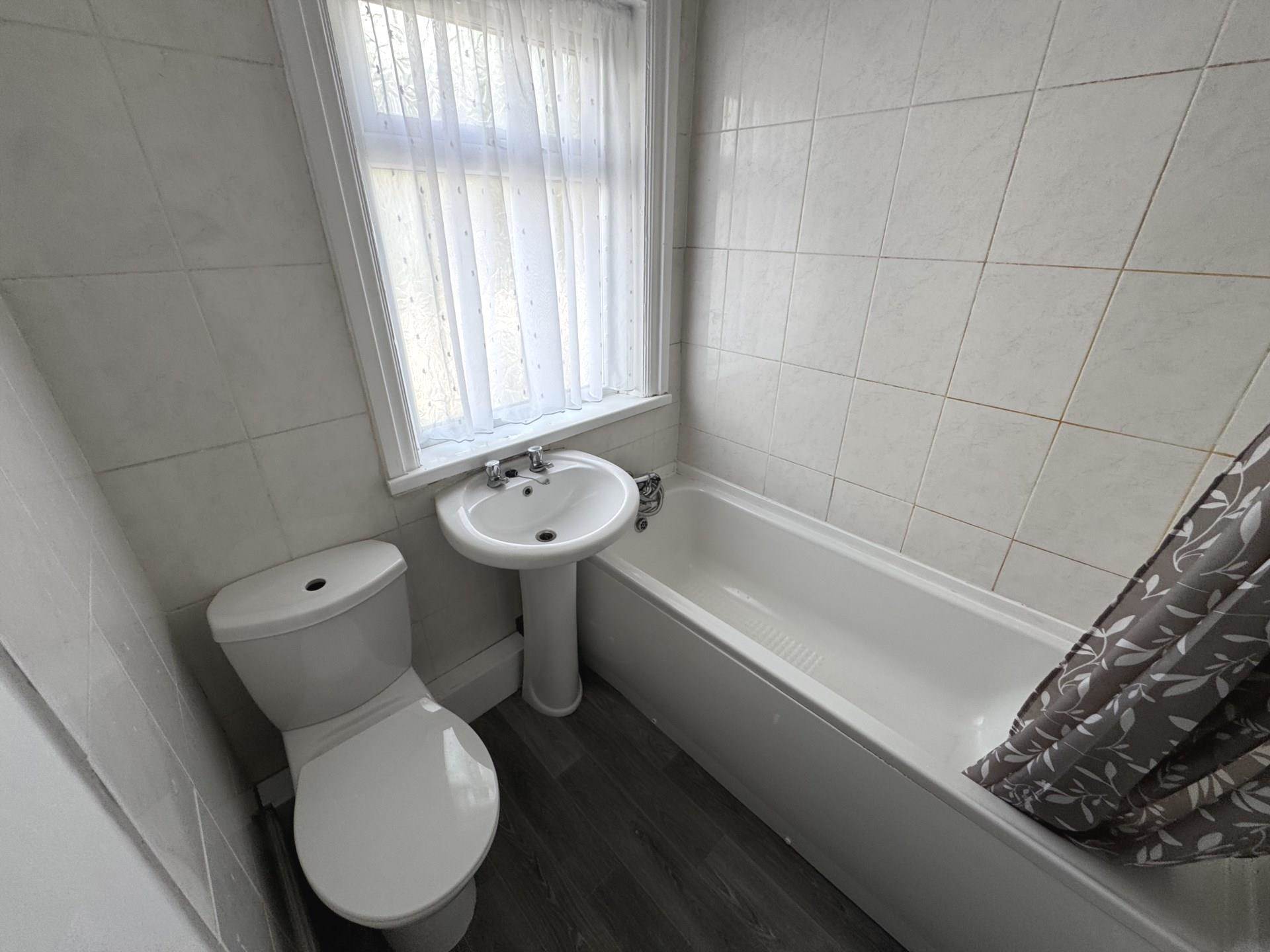 Sharow Grove, Blackpool, FY1 5NE, Image 8
