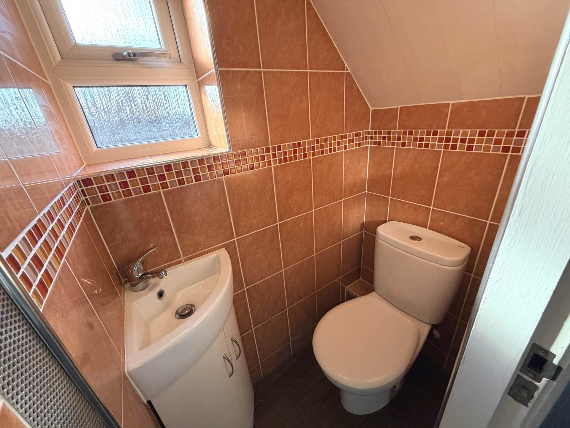 Faringdon Avenue, Blackpool, FY4 3QQ, Image 10