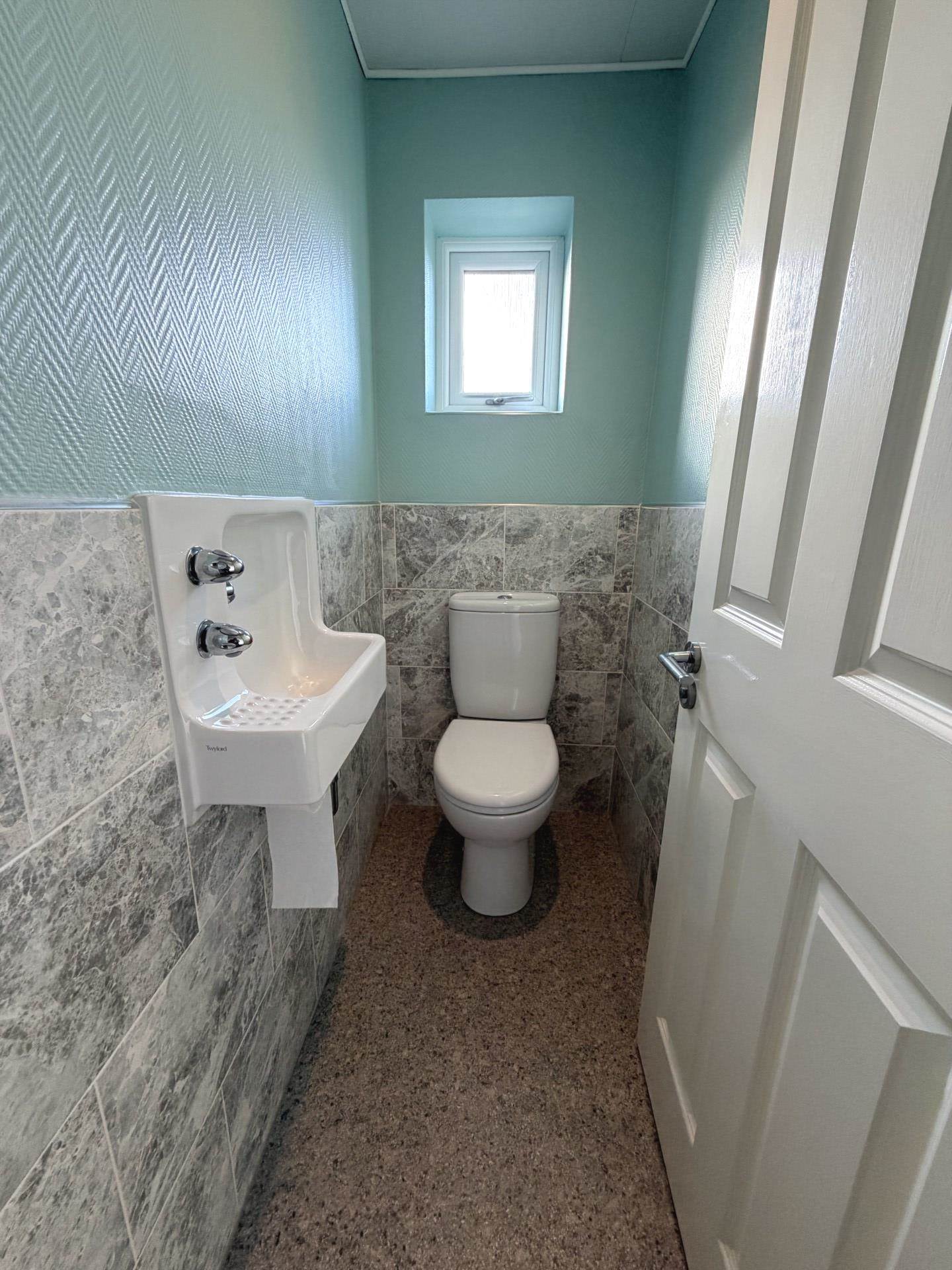 Faringdon Avenue, Blackpool, FY4 3QQ, Image 16