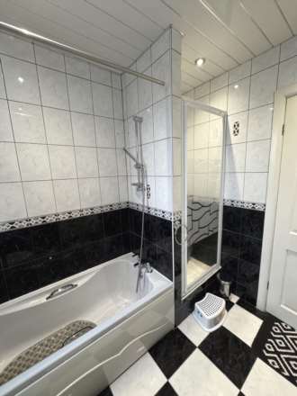 Stretton Ave, Blackpool, FY4 4AQ, Image 13