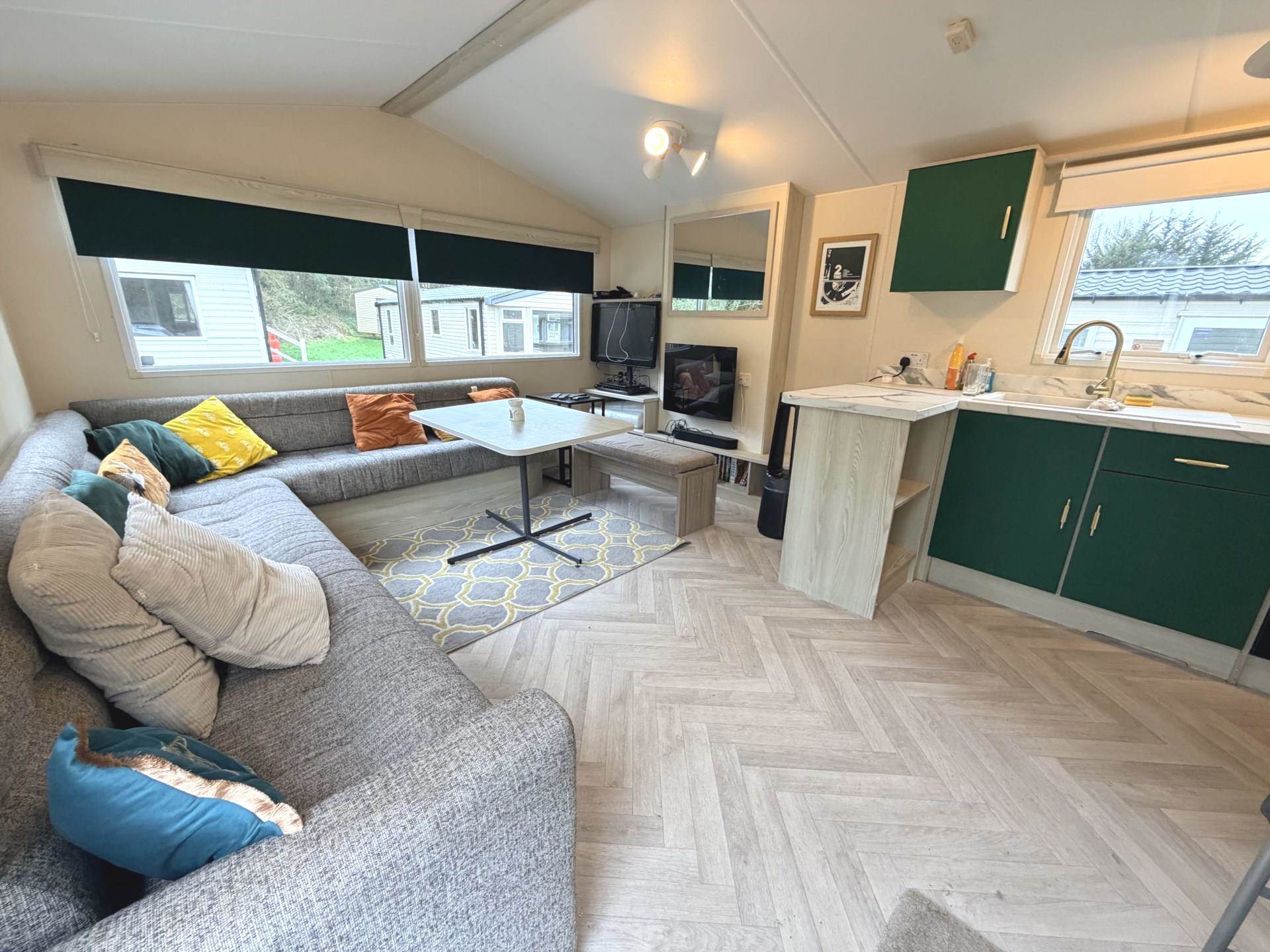 45 Kensington, Marton Mere Holiday Park Mythop Road, Blackpool, FY4 4XN, Image 2