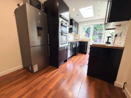 Kimberley Avenue, Blackpool, FY4 2LS, Image 3