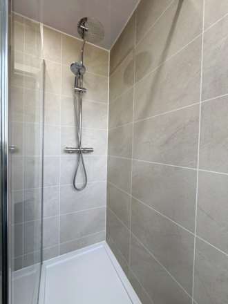 Clifton Avenue, Blackpool, FY4 4RF, Image 10