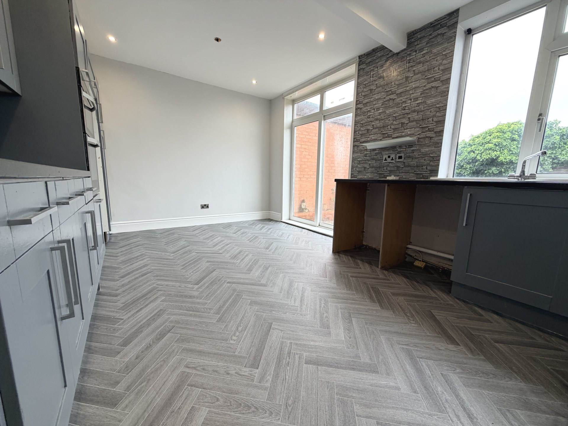 Belvere Avenue, Blackpool, FY4 2LW, Image 3