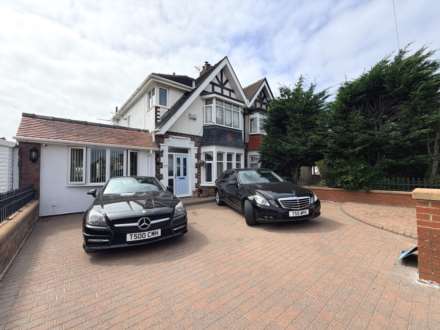 St Annes Road, Blackpool, FY4 2QW, Image 1