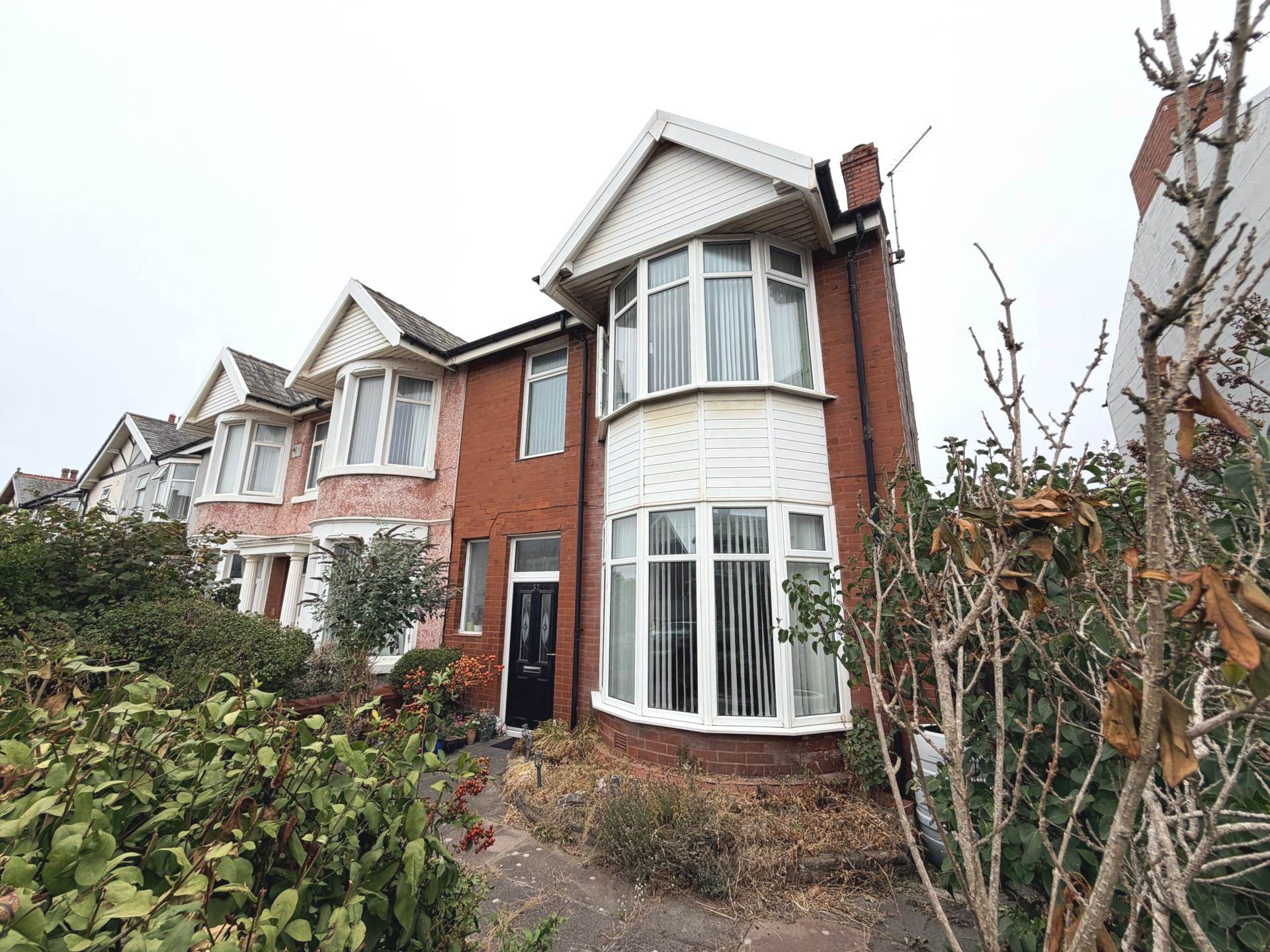 Rosebery Avenue, Blackpool, FY4 1LA, Image 1