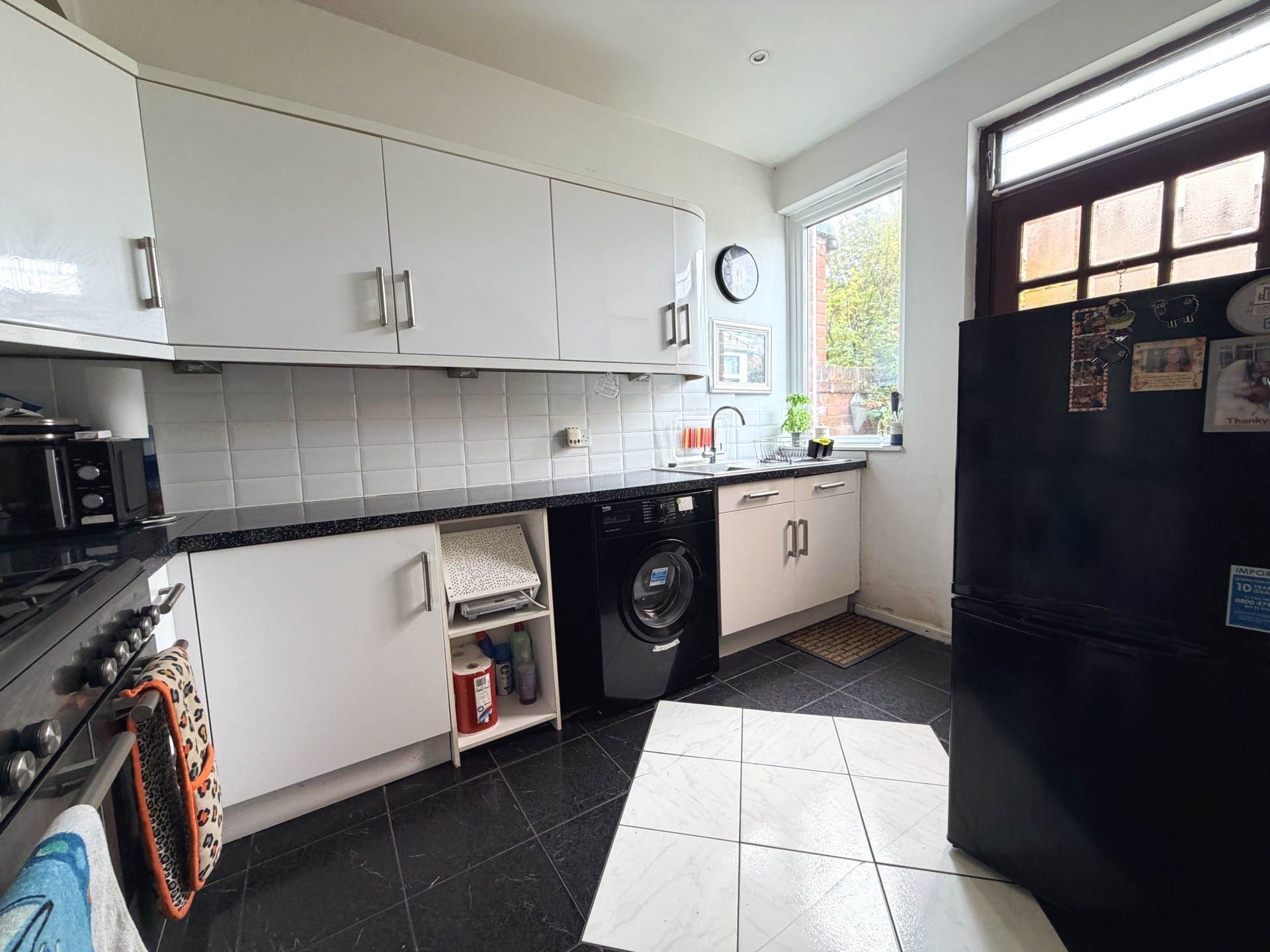 Rosebery Avenue, Blackpool, FY4 1LA, Image 4