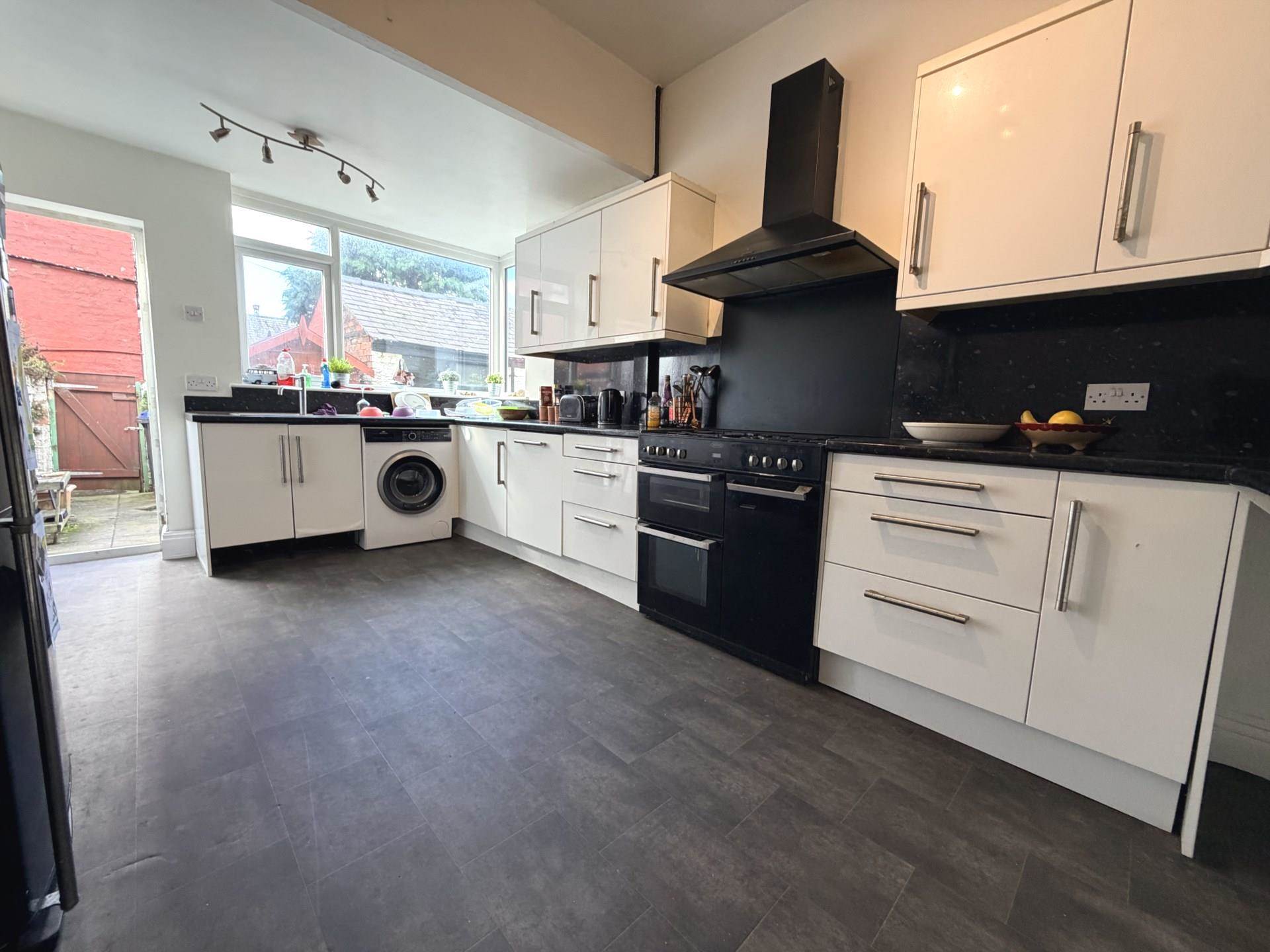 Lytham Road, Blackpool, FY4 1EB, Image 3