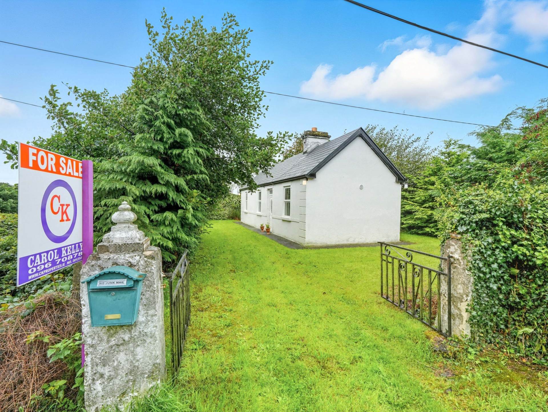 Yellow River Cottage, Rinnaney Foxford Mayo