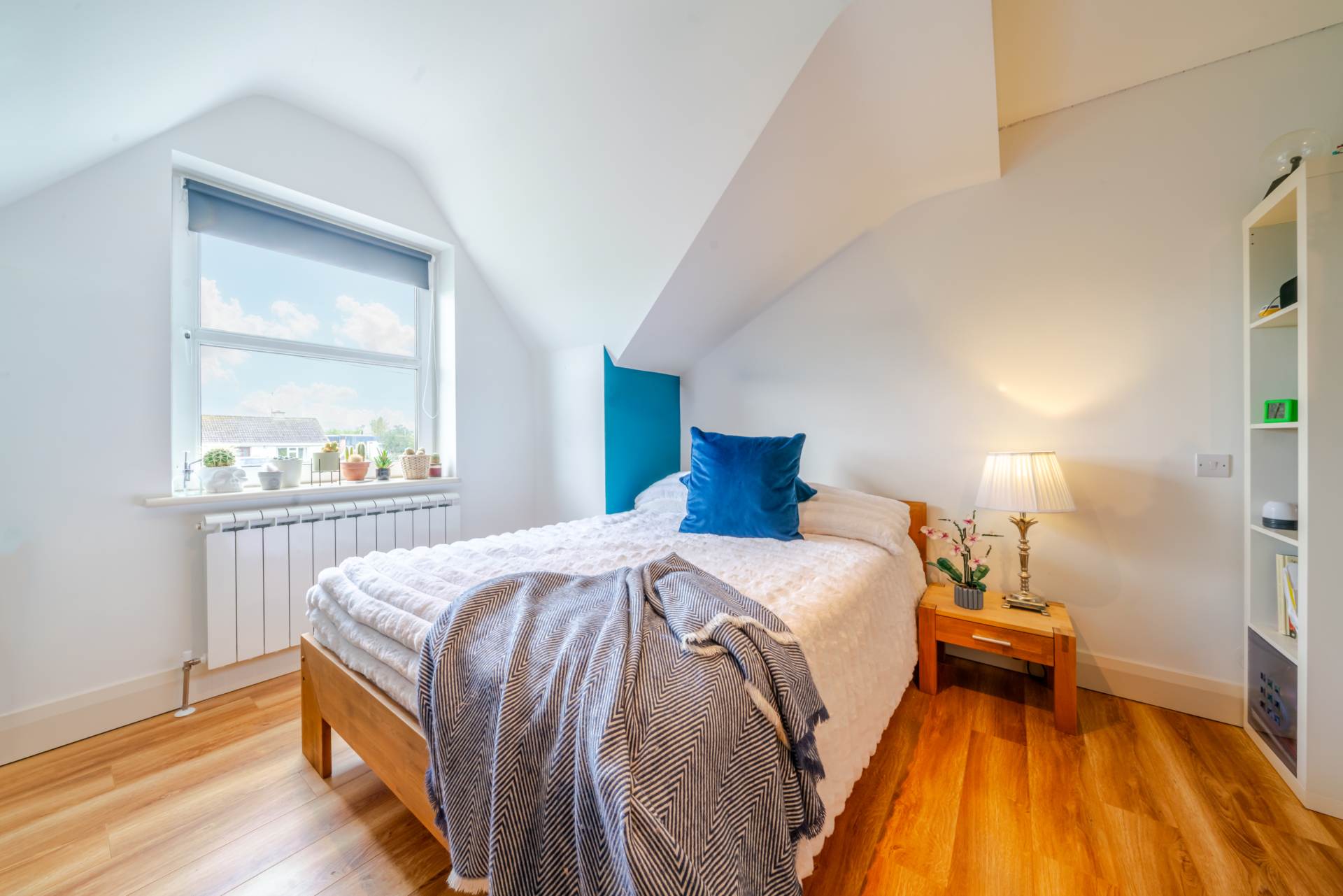 LISDUVOGUE, KNOCKMORE BALLINA MAYO. F26 X60H