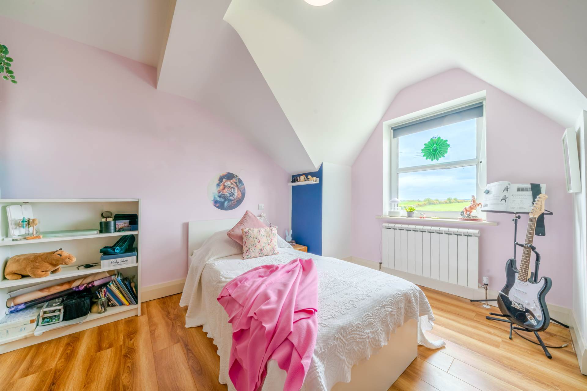 LISDUVOGUE, KNOCKMORE BALLINA MAYO. F26 X60H