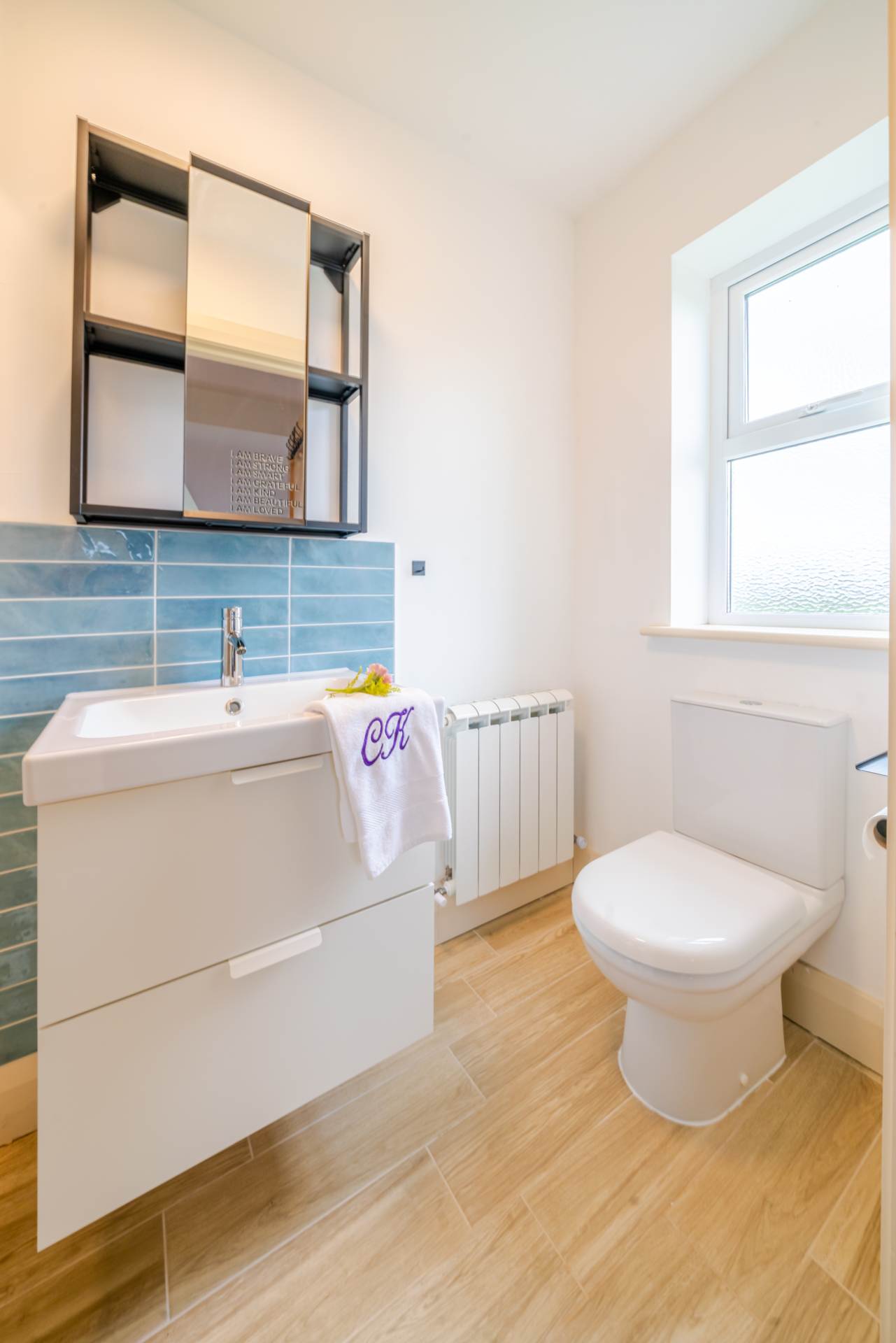 LISDUVOGUE, KNOCKMORE BALLINA MAYO. F26 X60H