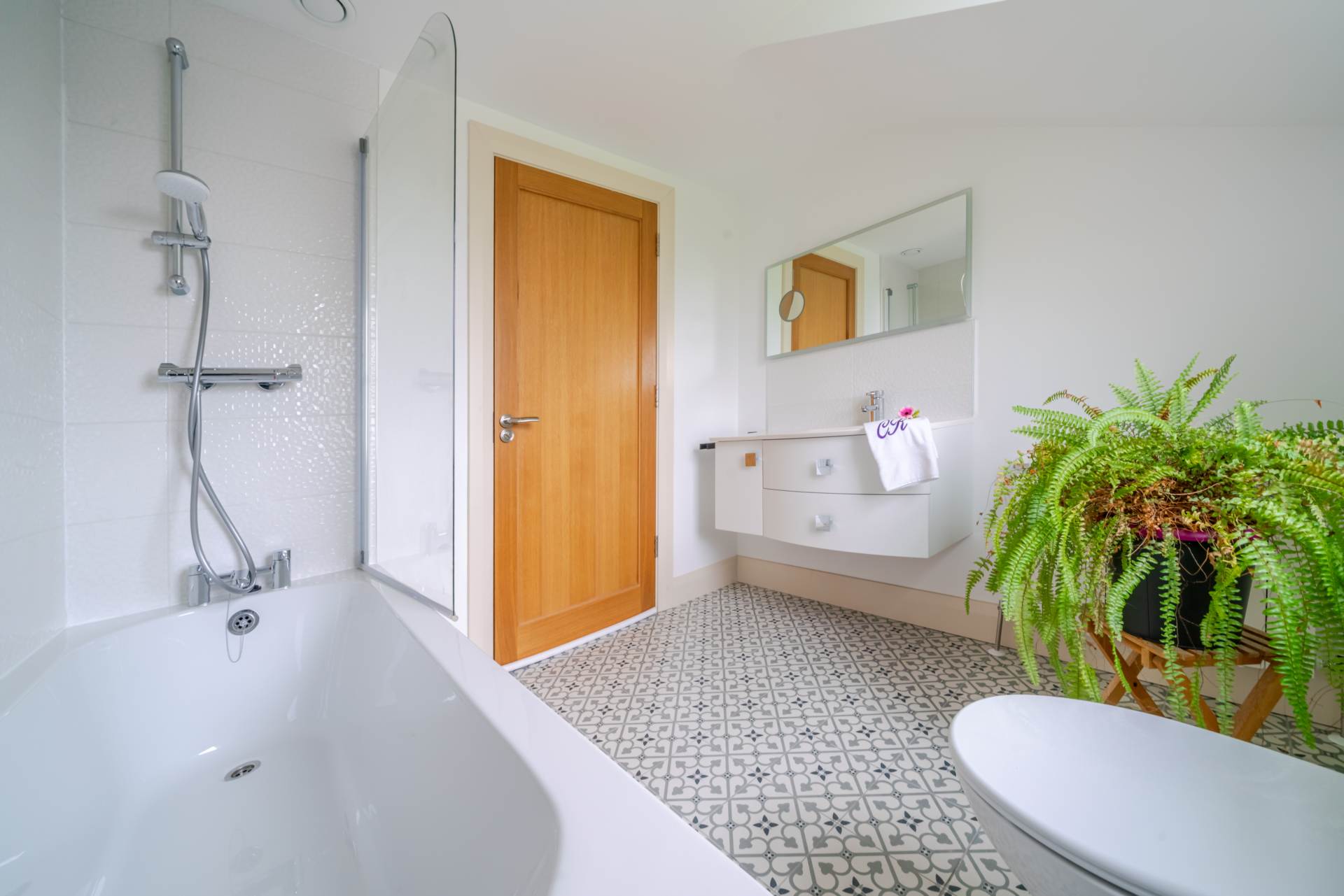 LISDUVOGUE, KNOCKMORE BALLINA MAYO. F26 X60H