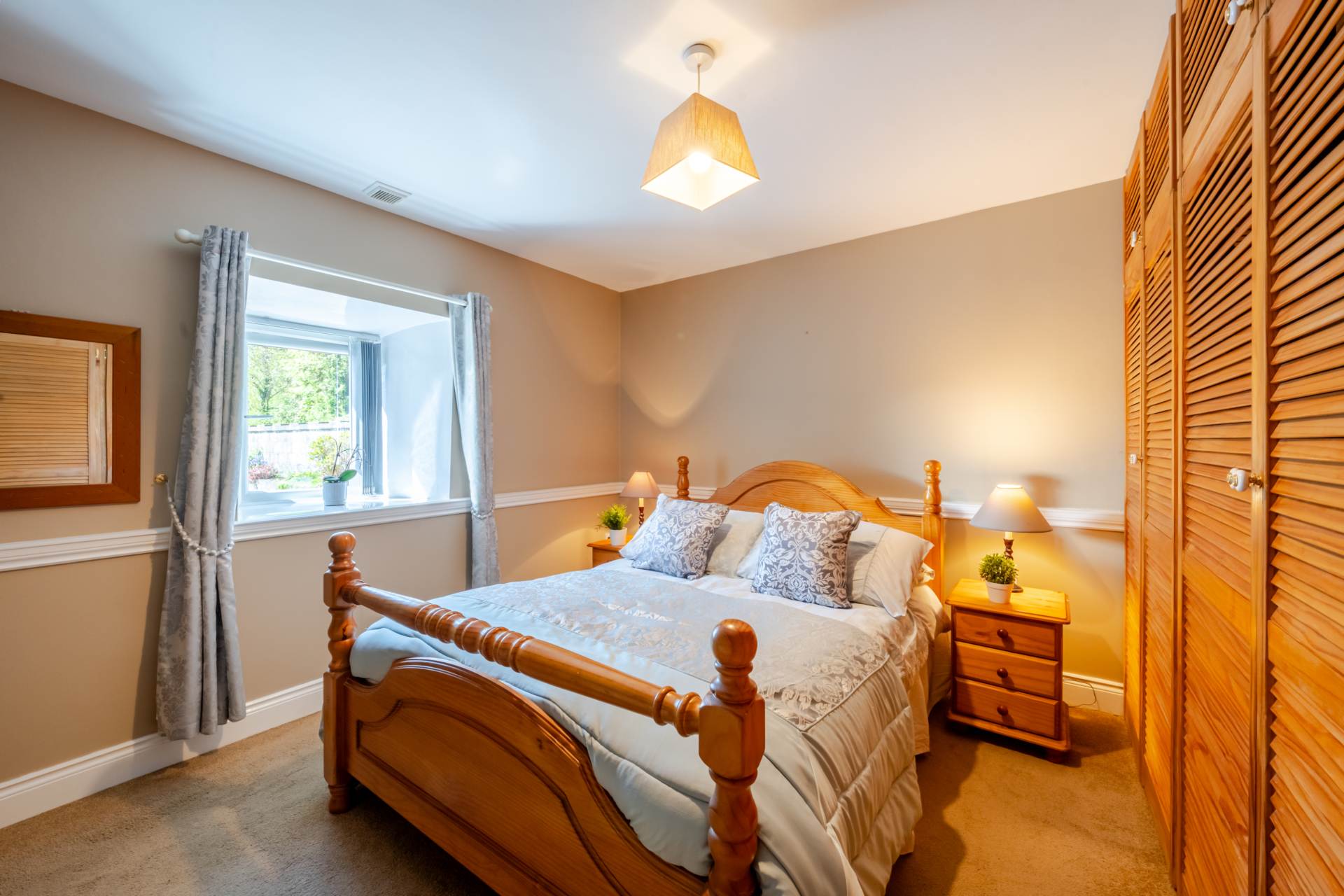 Belgarrow, Foxford