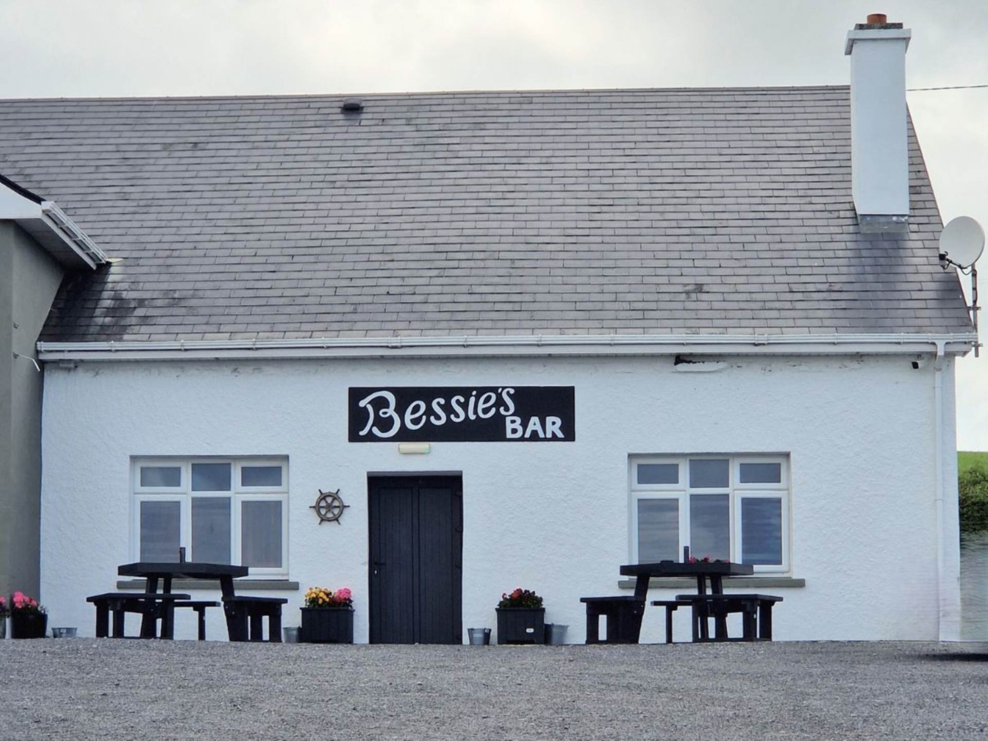 Carrowmore Lacken, Ballina