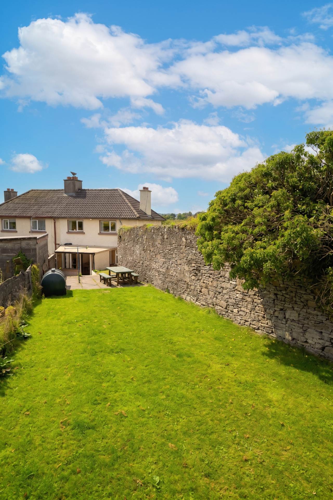 18 Seaview Killala Mayo