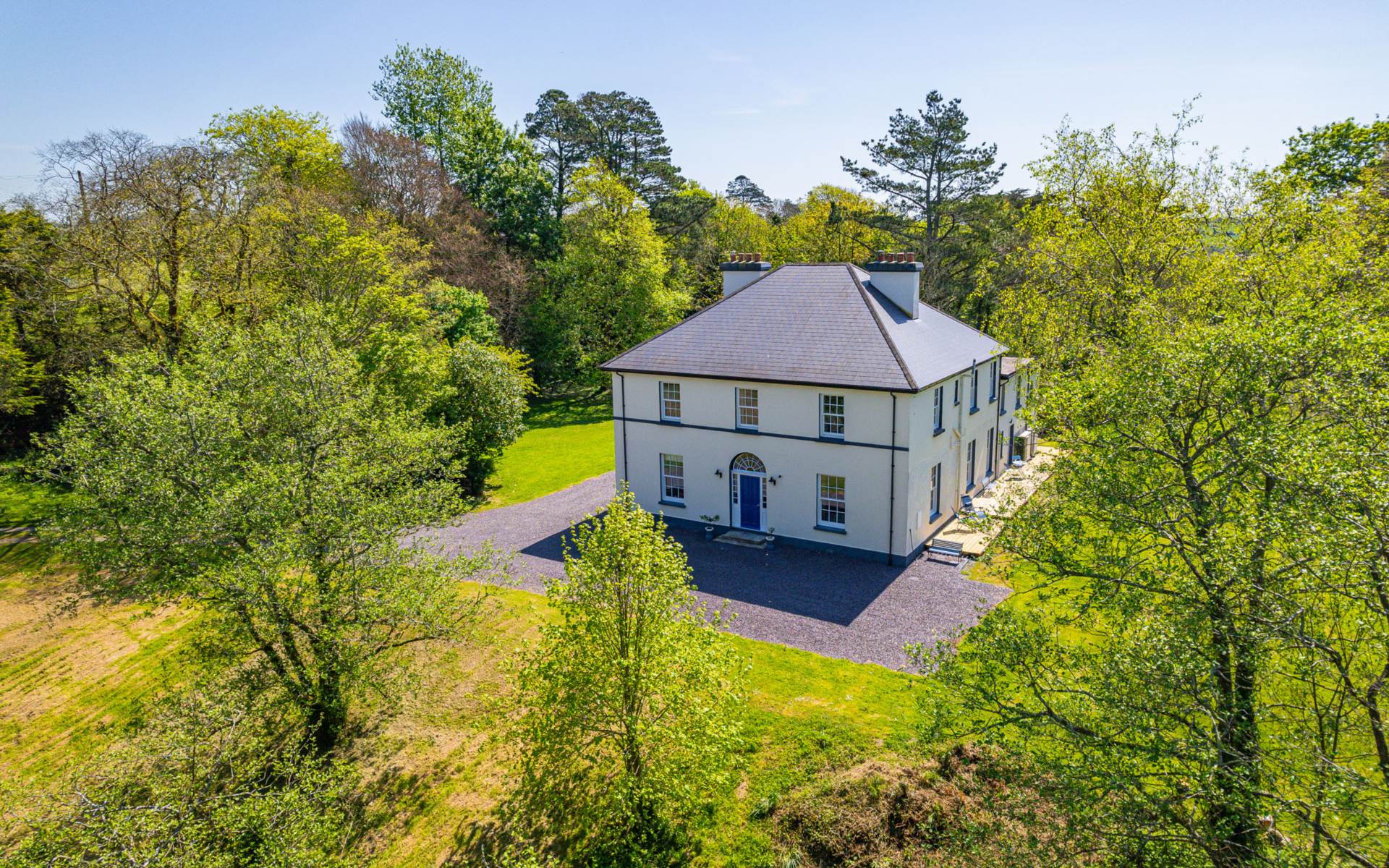 Lawn House, West End, Drimoleague, P47 K594