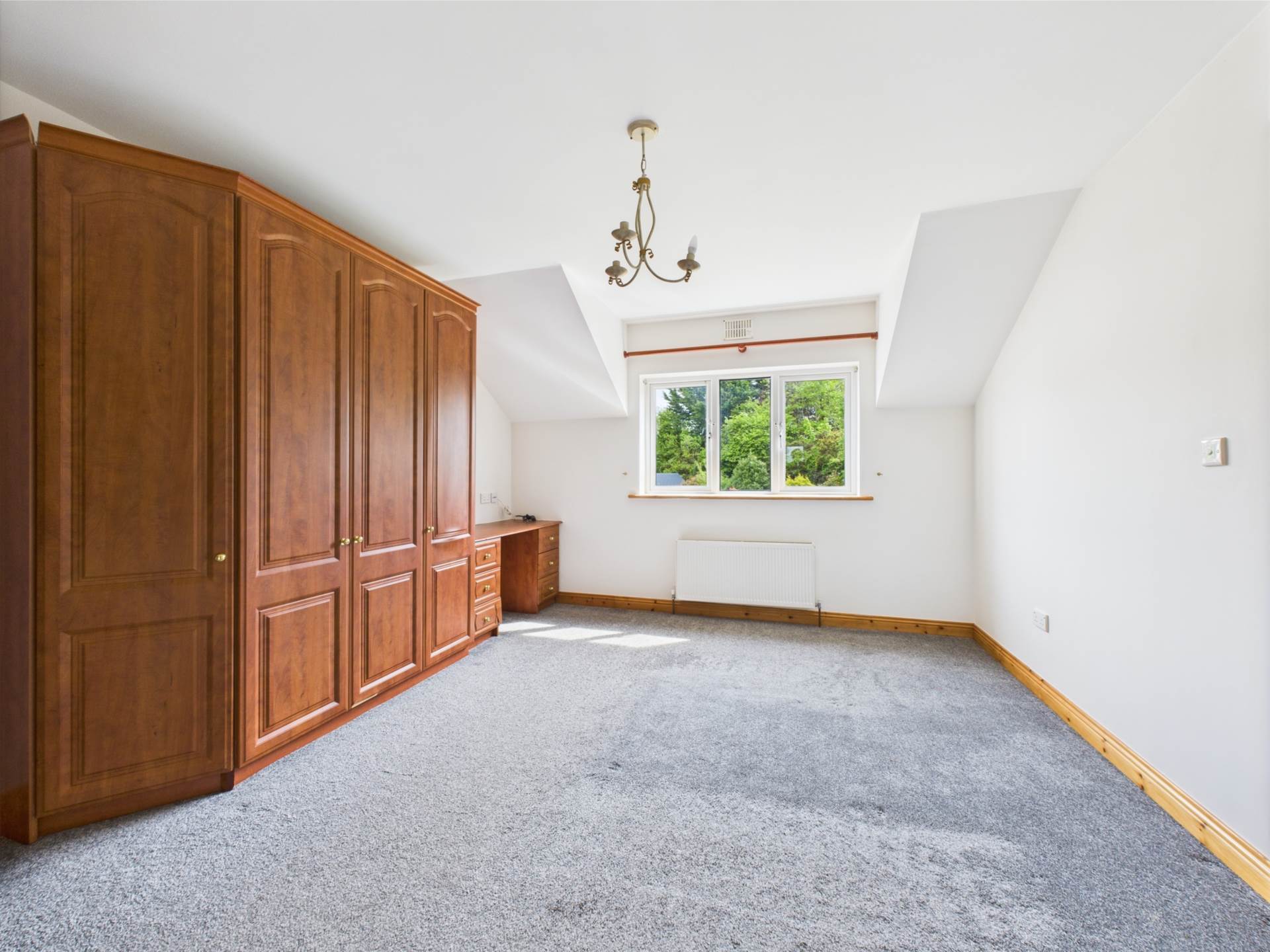 9 Woodstock Hill, Ennis, Co. Clare 9 Woodstock Hill, Ennis, Co. Clare